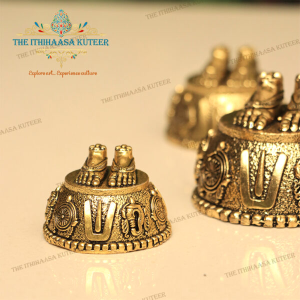 Vishnu <br> Paadham